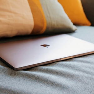 Mac Cushion